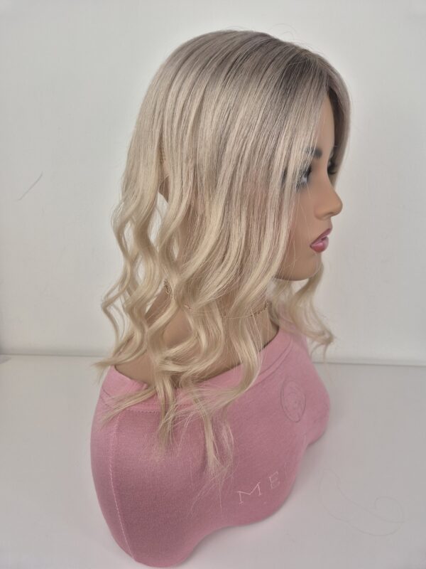 Blonde rooted 3