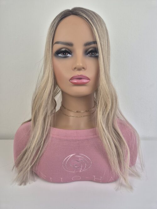 Juliet lace topper 18 Inch in length, subtle roots into beige blonde displayed on a mannequin