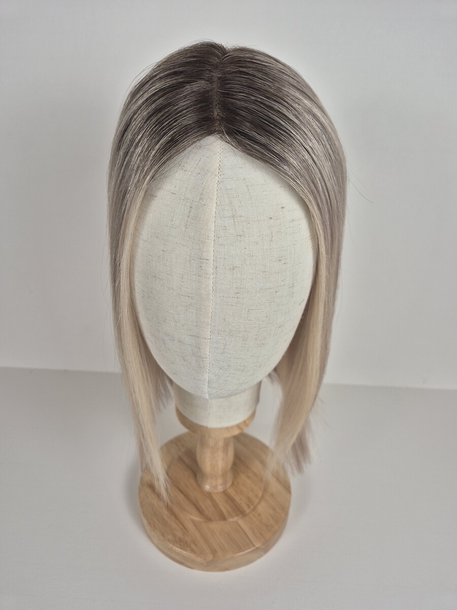 Stephanie Lace Topper