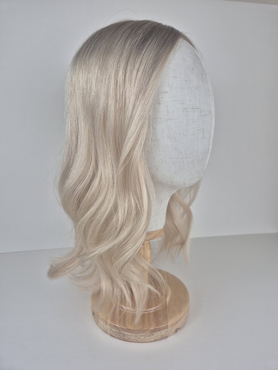 Claire 16 inch 7x7 1