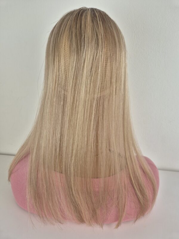 Tiny Topper Moon 16 inch 4