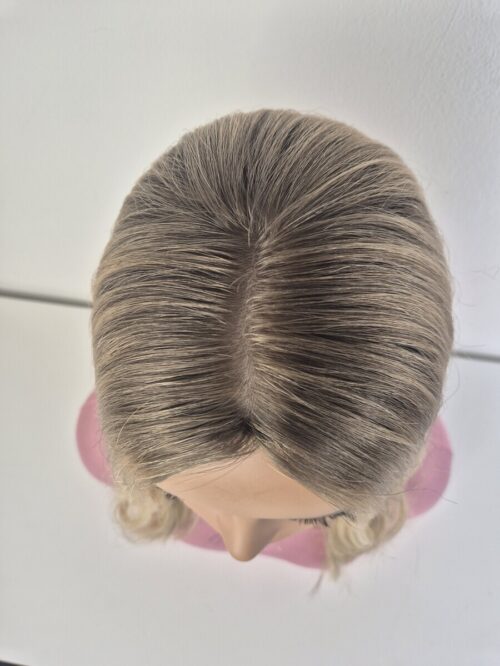 Belle Tiny Topper 9