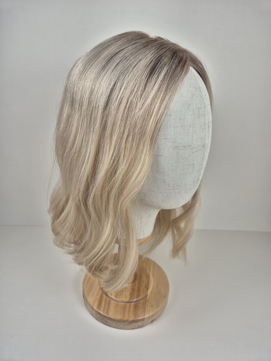 Diva Ribbon Topper 4