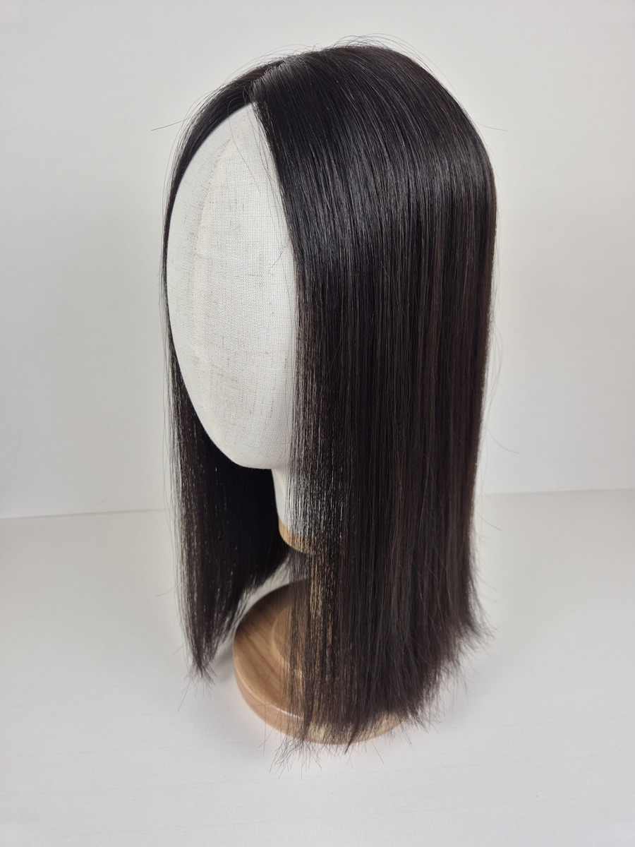 Rhea Ribbon Silk topper 18 inches in length darkest brown styled straight displayed on a Mannequin